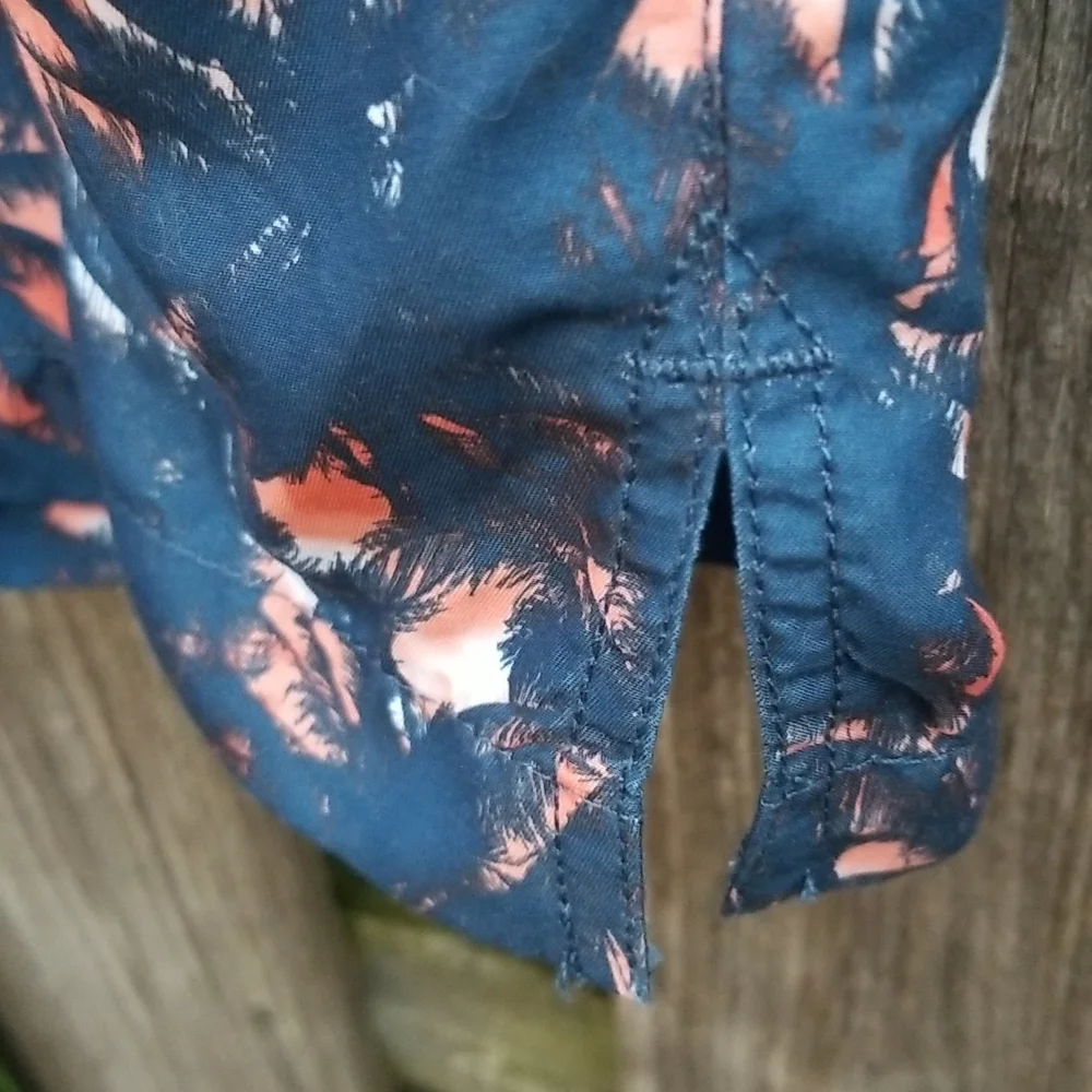 NEW Boy's Tropical Print Swim Trunks
